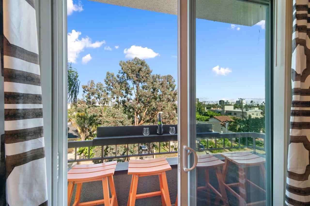 Beverly Hills 2 Bed 2 Bath Penthouse With Den And Parking 414 Los Angeles Exteriör bild